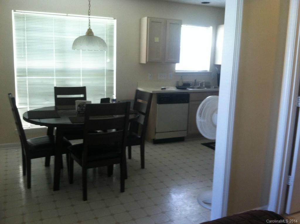 BROWNESTONE - Residential