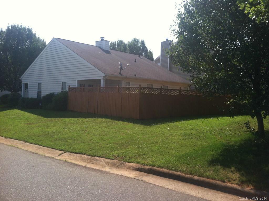 BROWNESTONE - Residential