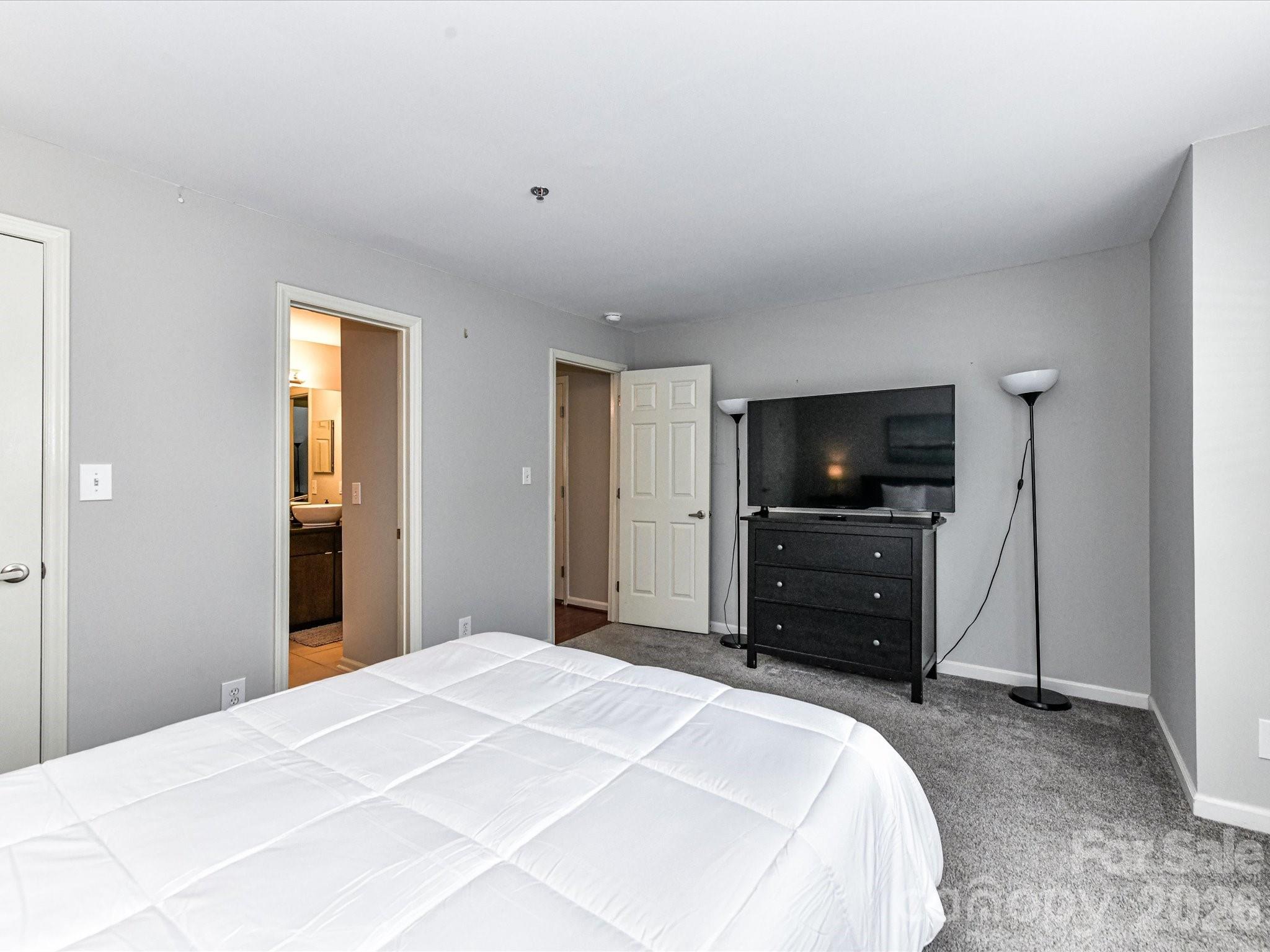 The Fourth Ward Square - Residential