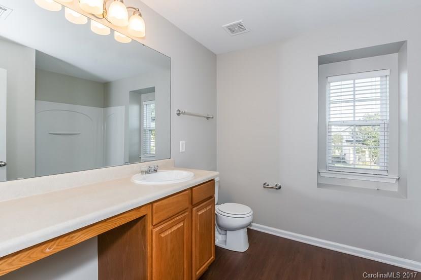 Hamilton Lakes - Residential Lease