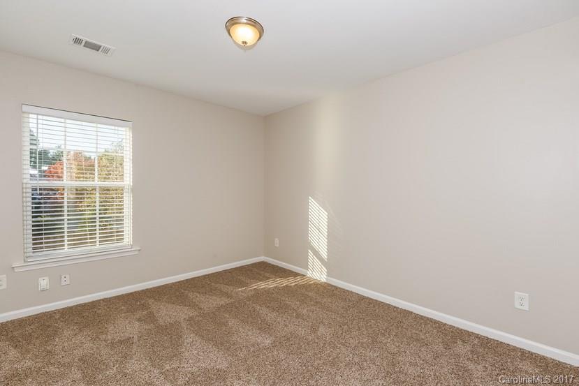 Hamilton Lakes - Residential Lease