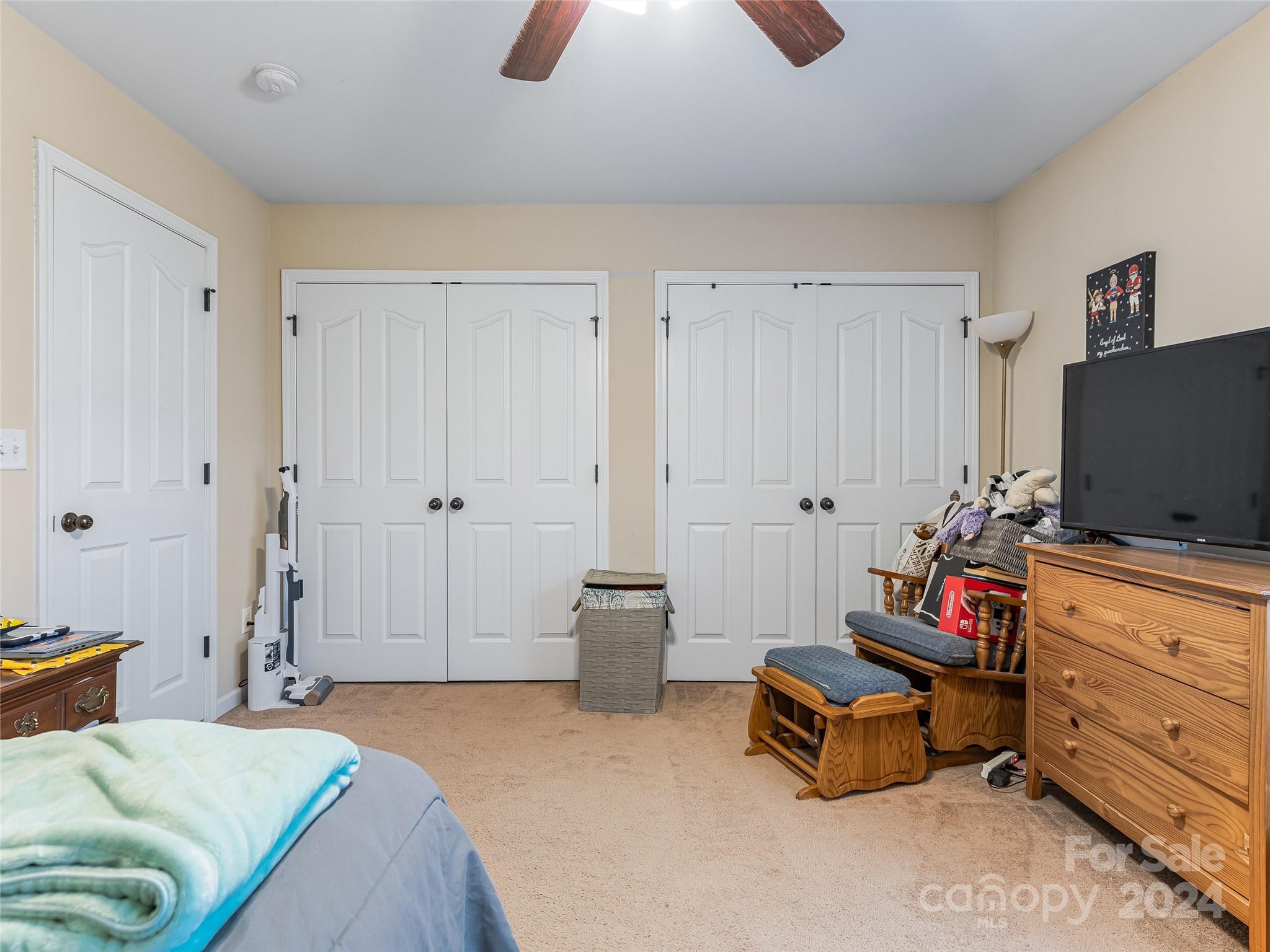 Creekside Village - Residential