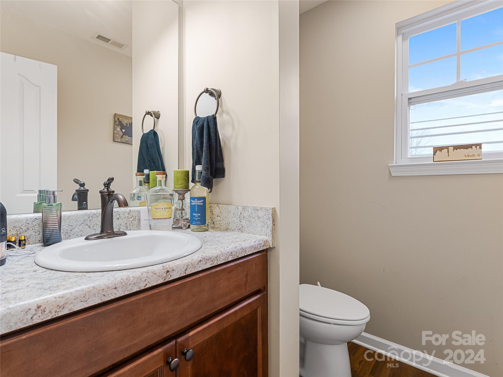 Creekside Village - Residential