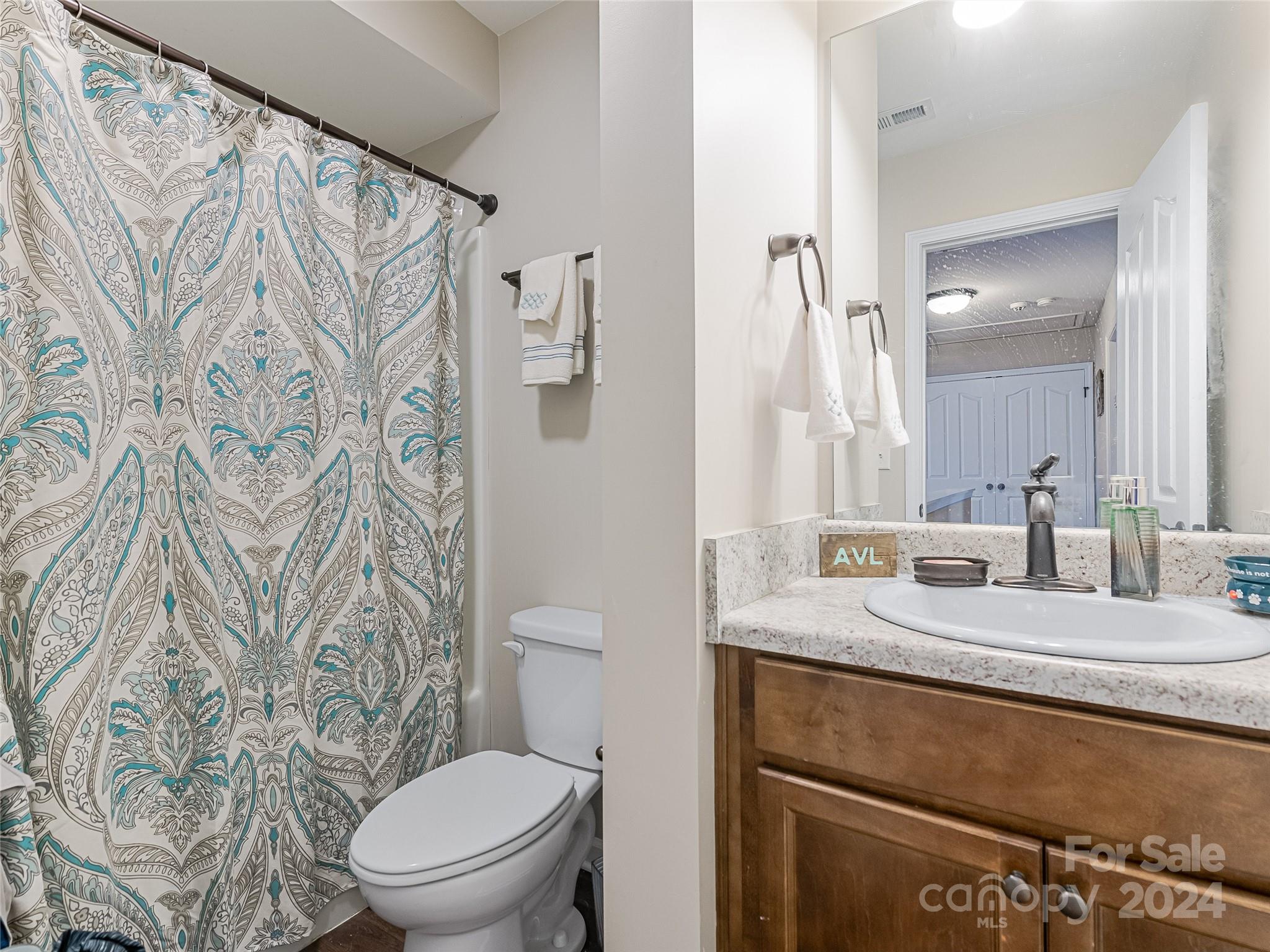 Creekside Village - Residential