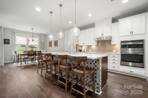 9530 Hightower Oak Street Huntersville NC 28078