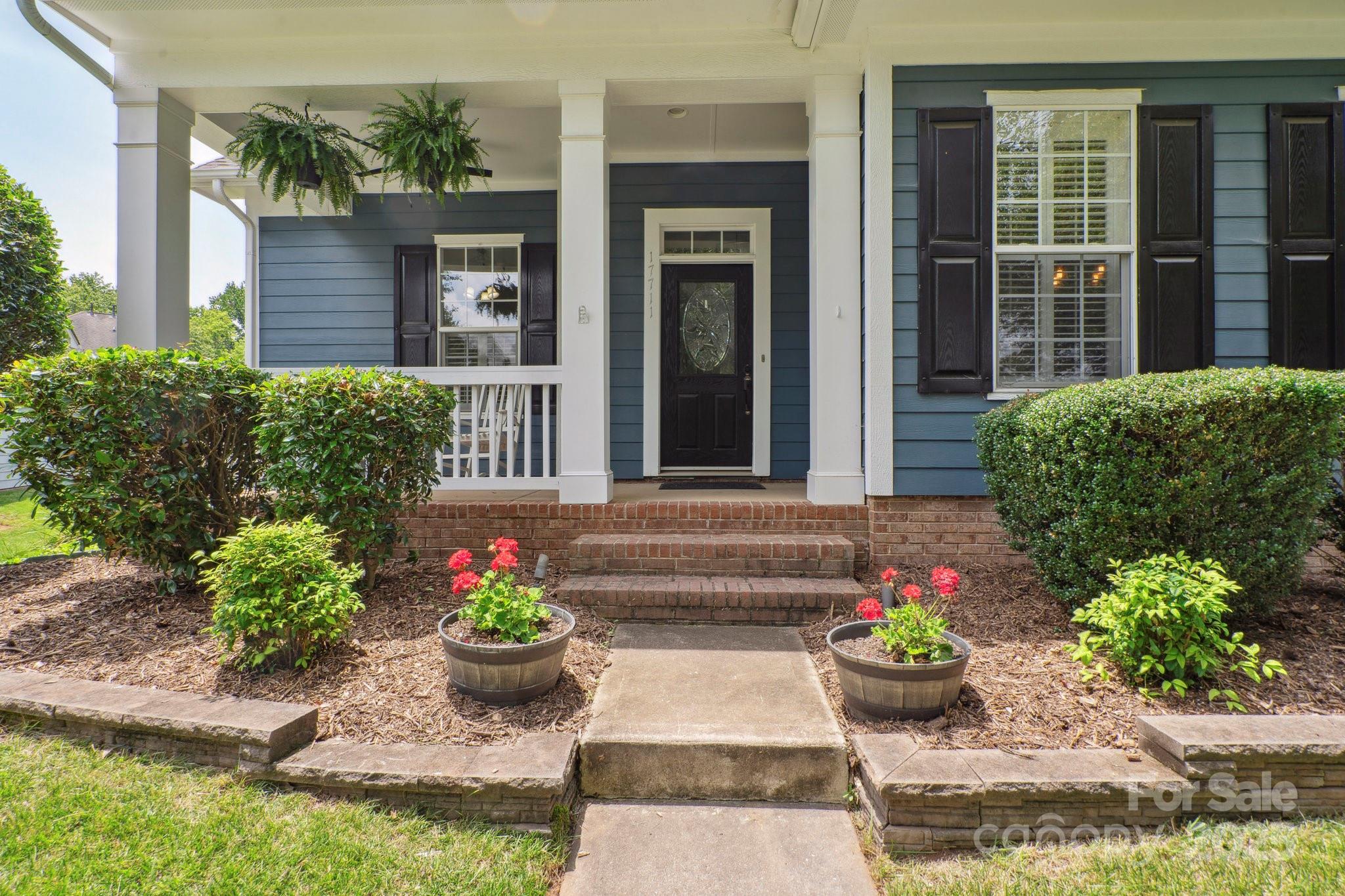17711 North Shore Circle