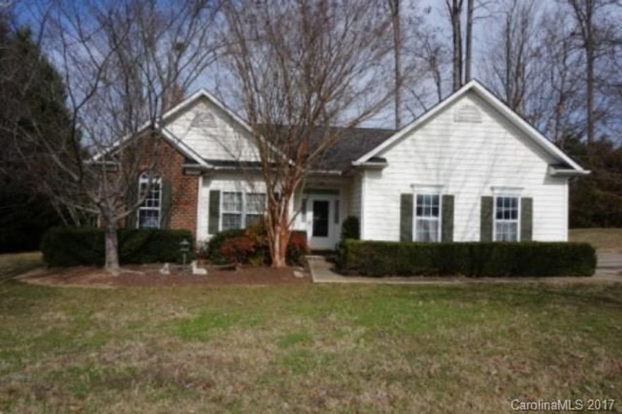 Excellent location! Corner lot, side load with two car garage. Vaulted Ceiling in Living Room, Master bedroom and Second bedroom. Open floor layout. Master bath has Jacuzzi tub and stand alone shower. Entire home recently painted, NEW CARPET and NEW linoleum in kitchen, master bathroom and breakfast and Laundry rm. LOT has a steep hill in the rear of home. Schools are S. Elem. k-3, 4-6 Mooresville Int, 7-8 Mooresville Middle, and Mooresville High School. HOME IS EASY TO SHOW!