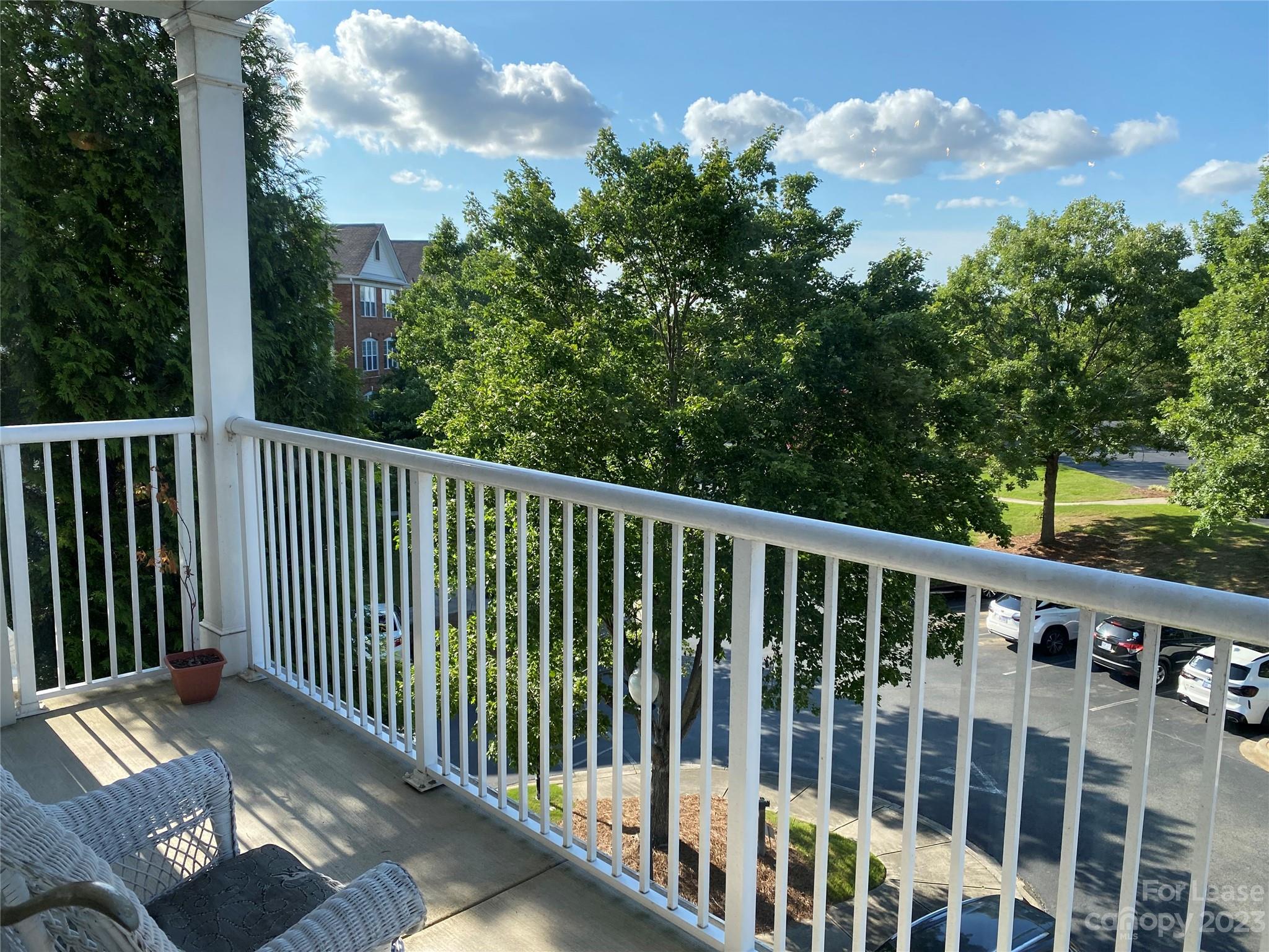 Belle Vista - Residential Lease