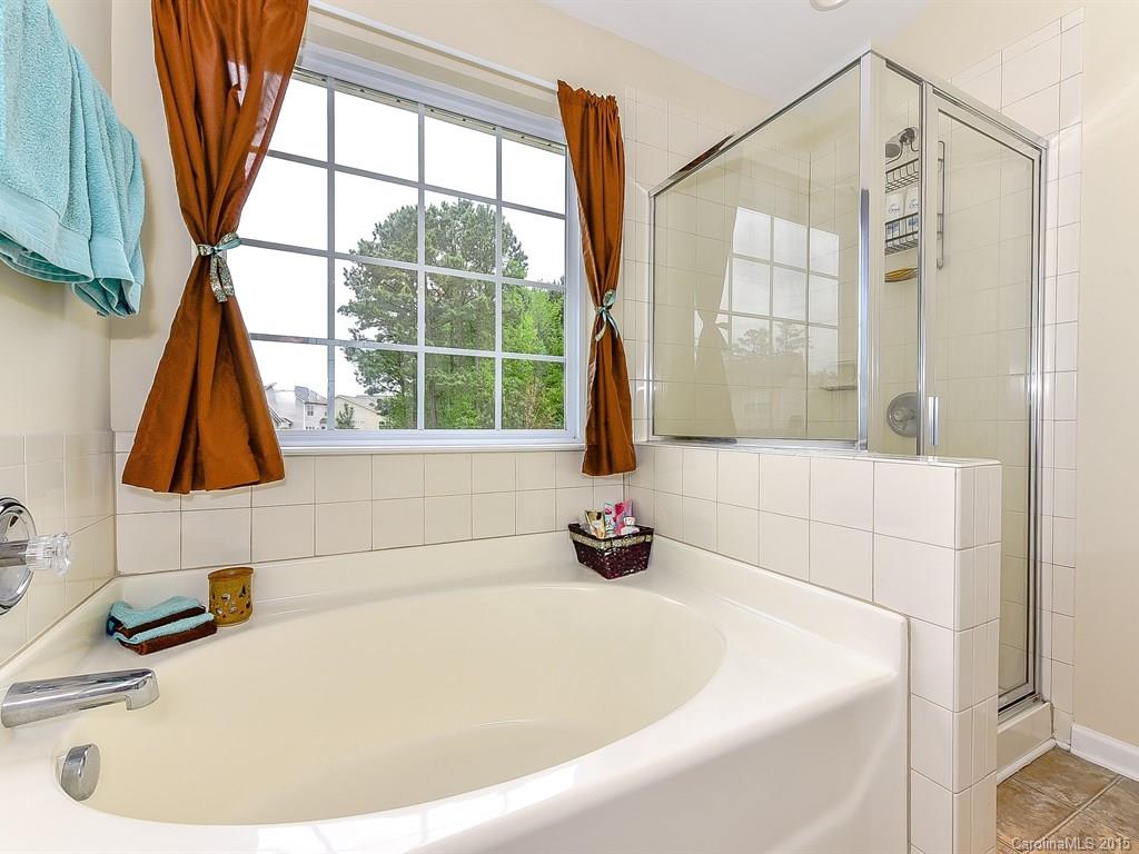 Ridge Pointe - Residential