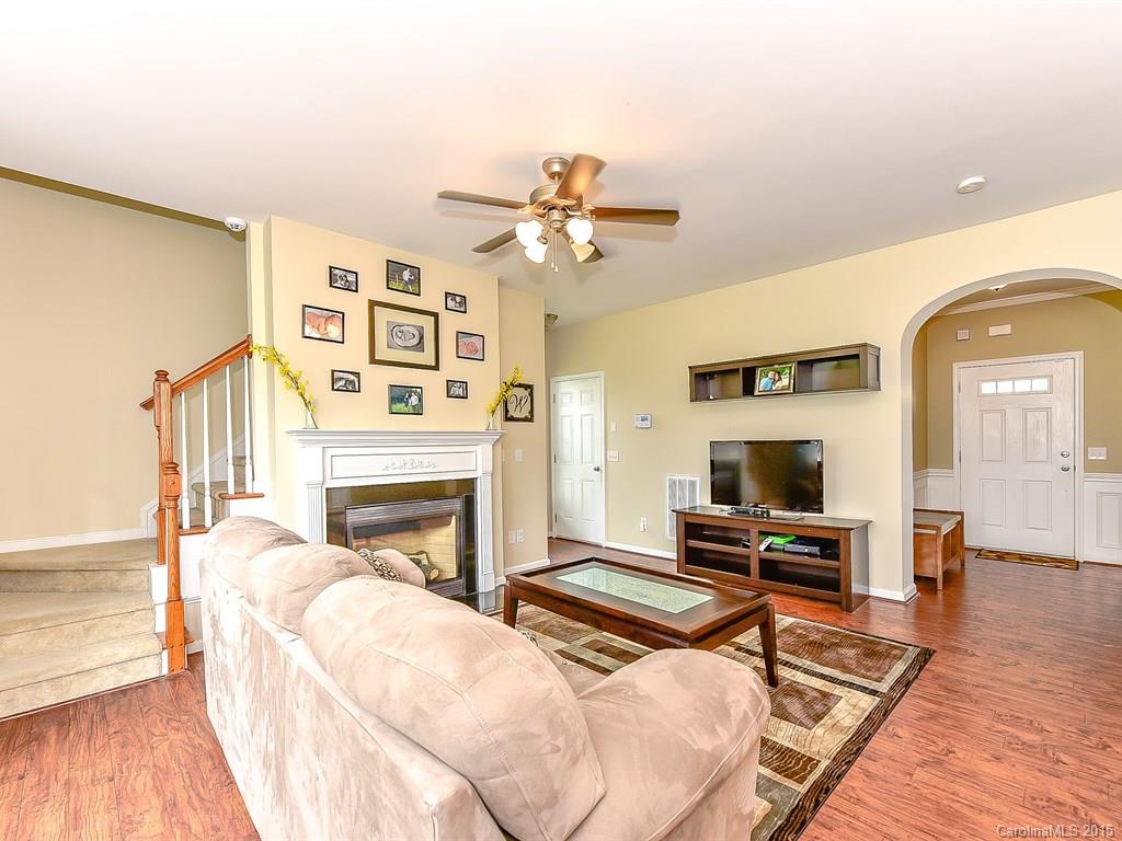 Ridge Pointe - Residential