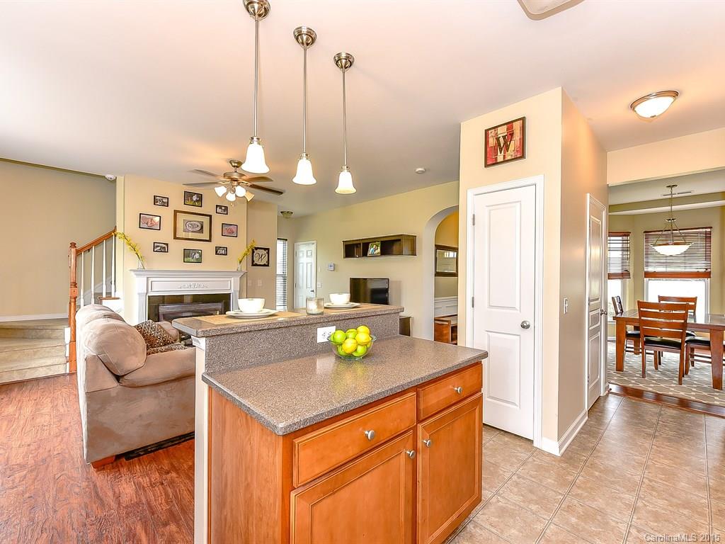 Ridge Pointe - Residential