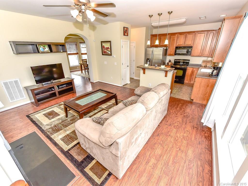 Ridge Pointe - Residential