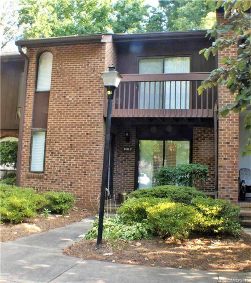 Amazing location near South Park. Condo has many updates including porcelain tile floors on main, new HVAC in 2010, updated baths and kitchen, wood-burning fireplace. Private brick patio includes storage. Do not miss this opportunity, home is in impeccable condition.