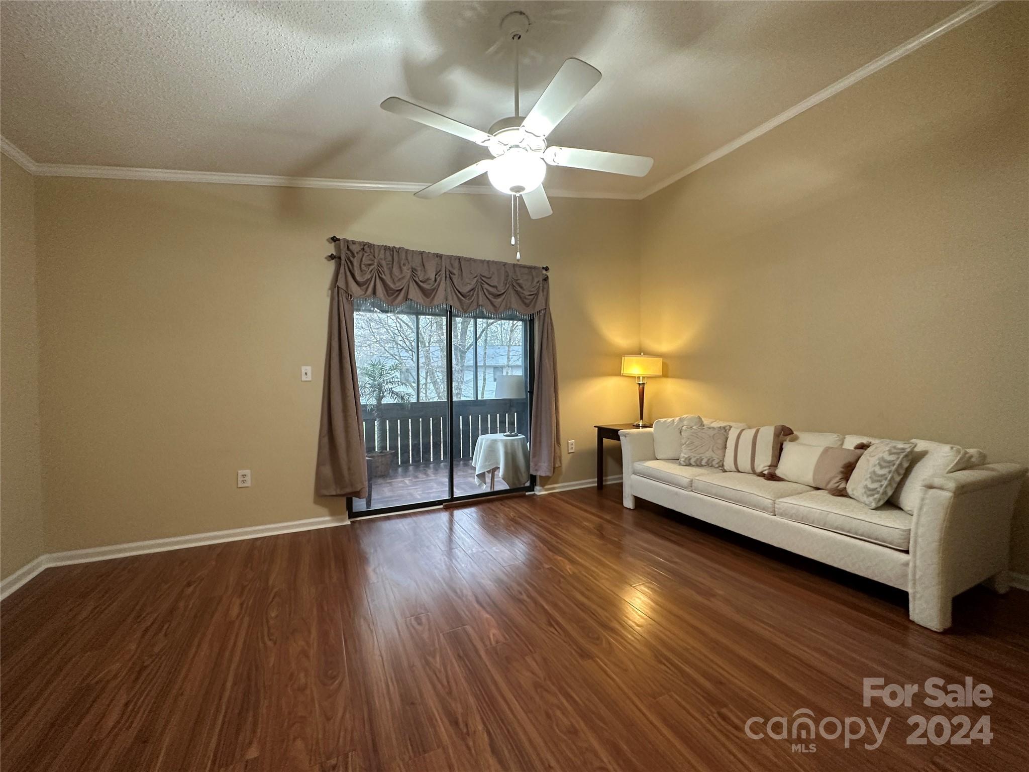 Hunters Chase - Residential