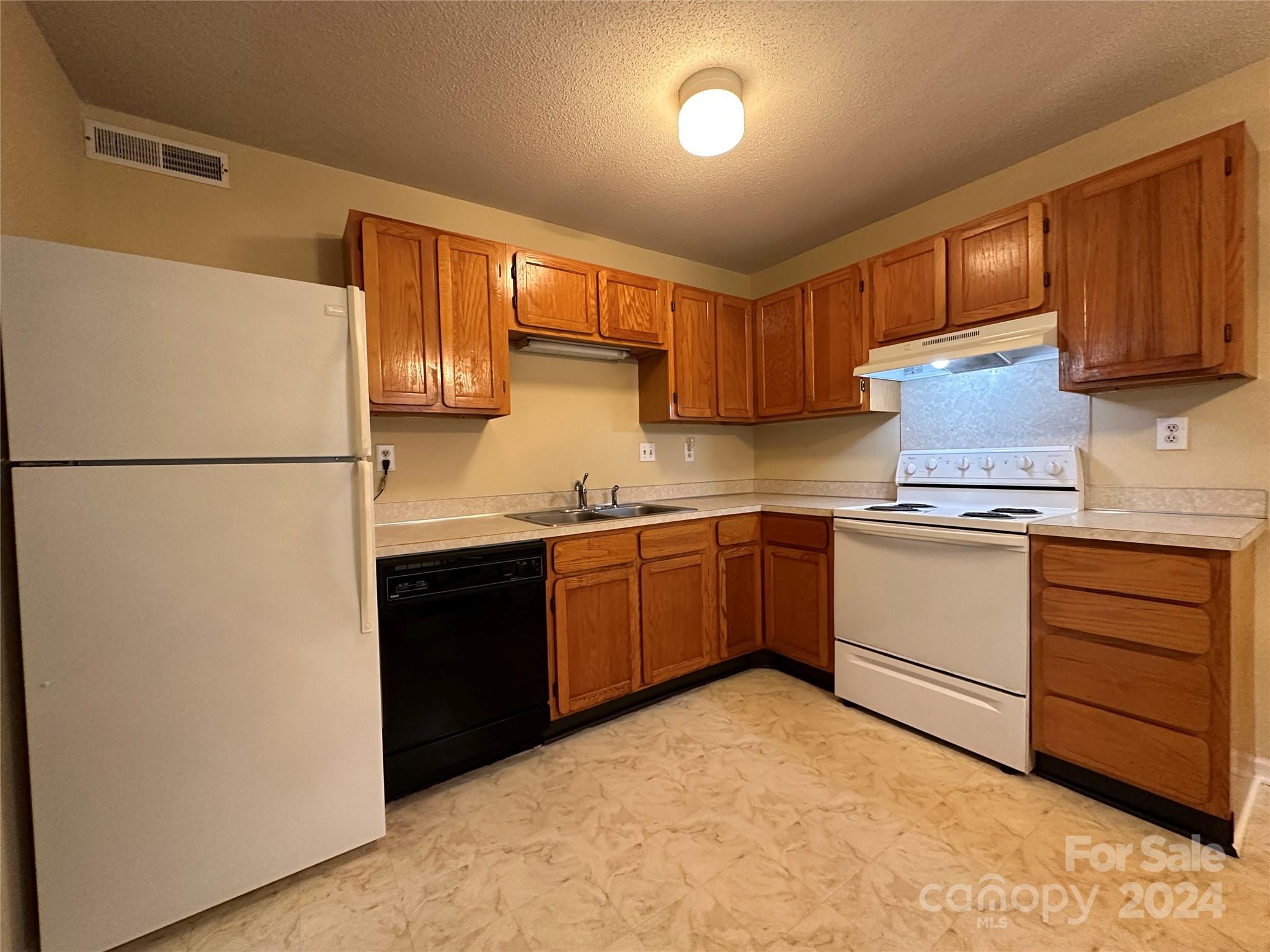 Hunters Chase - Residential