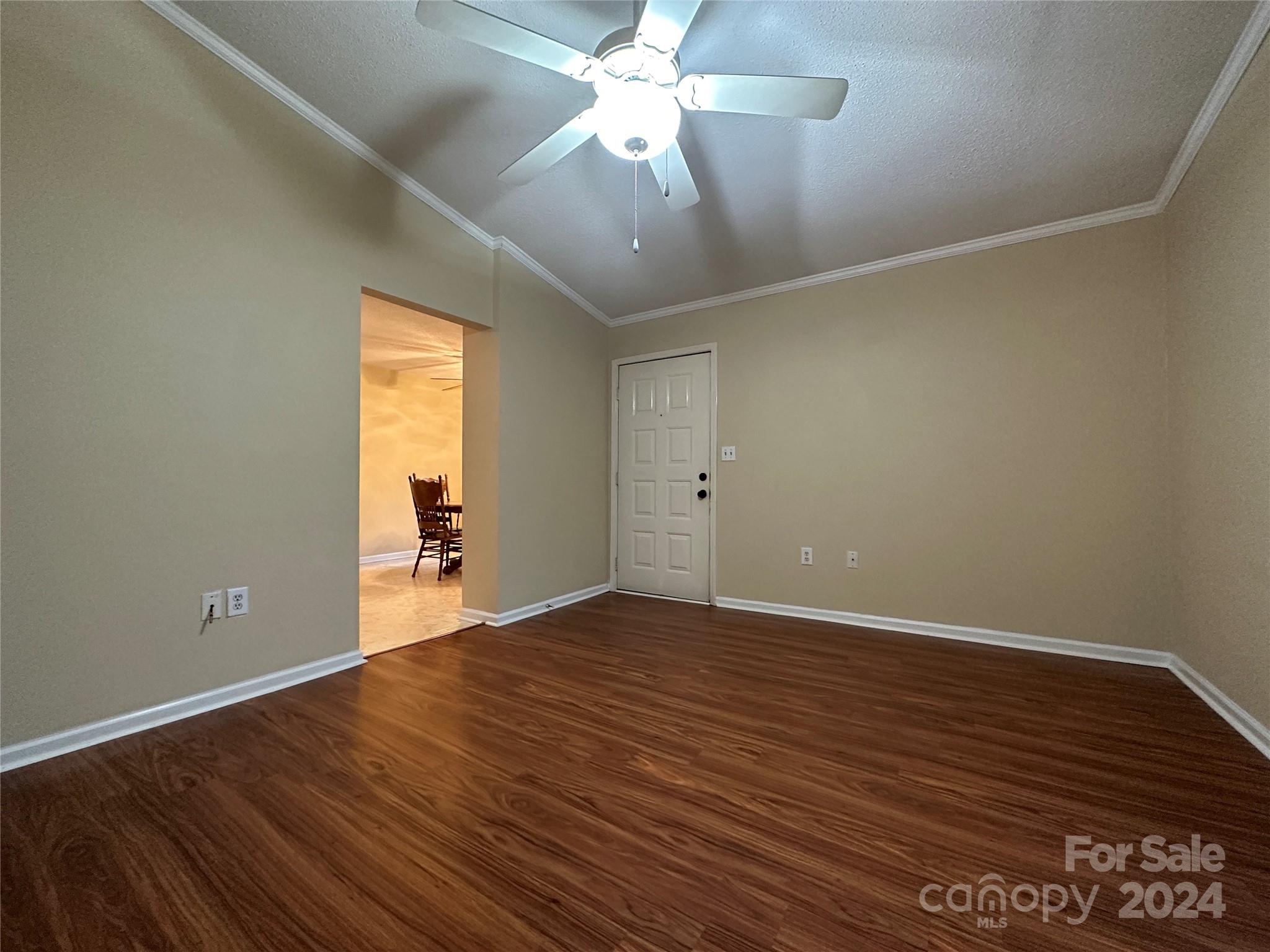 Hunters Chase - Residential