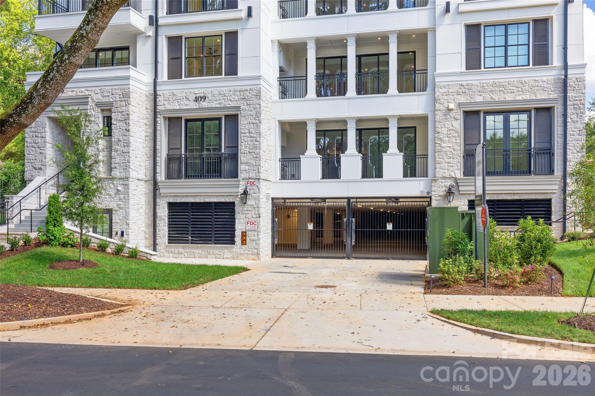 409 Queens Road 501