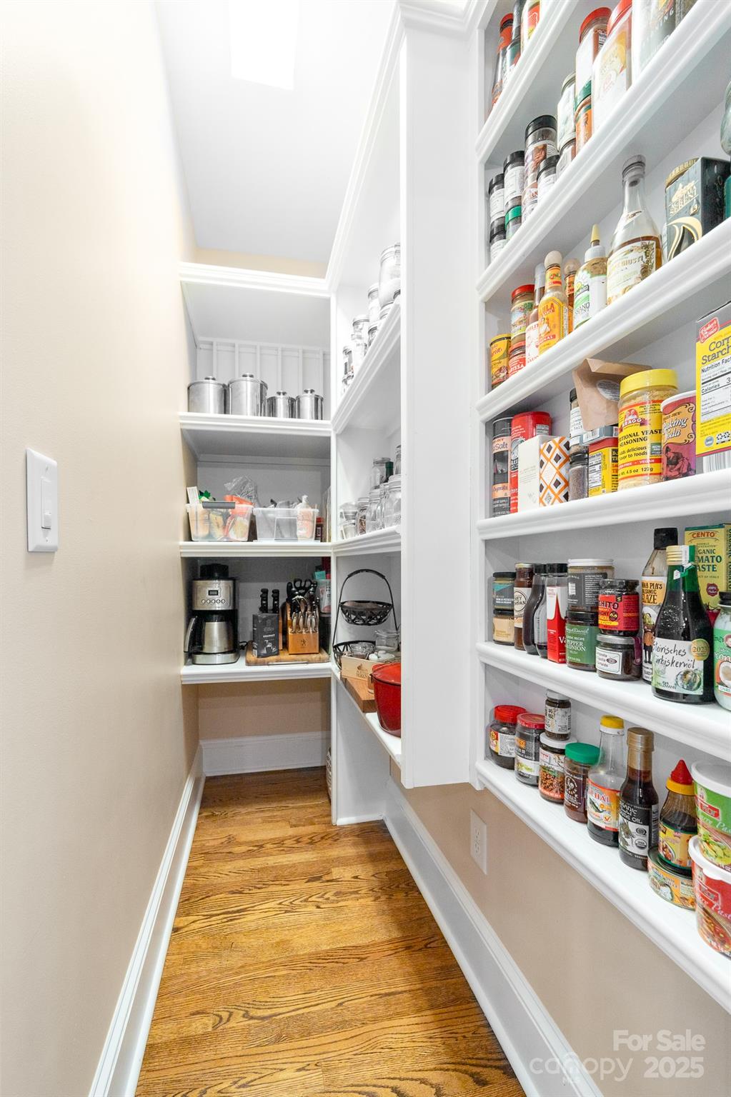 100 Norman Place - Residential