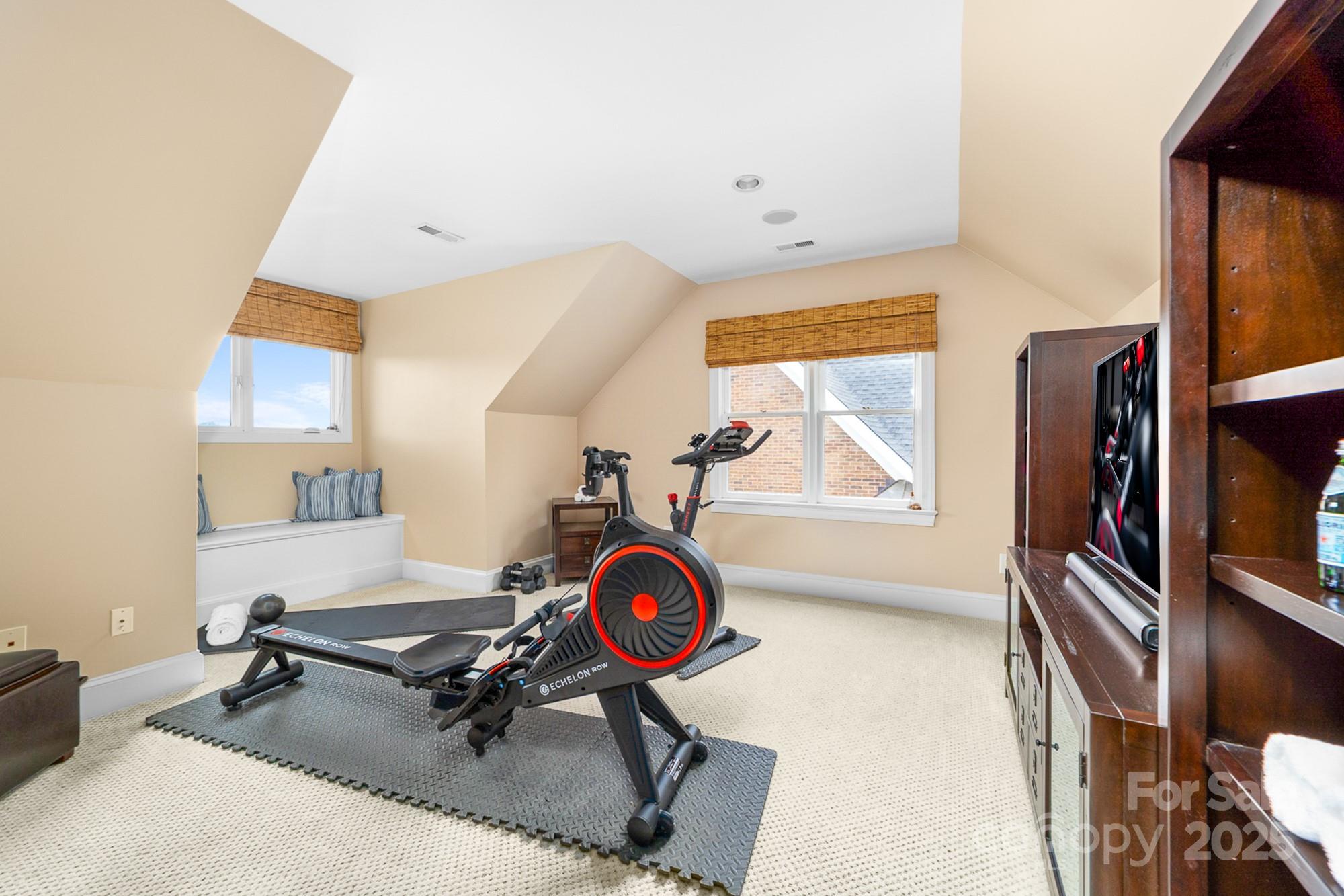 100 Norman Place - Residential