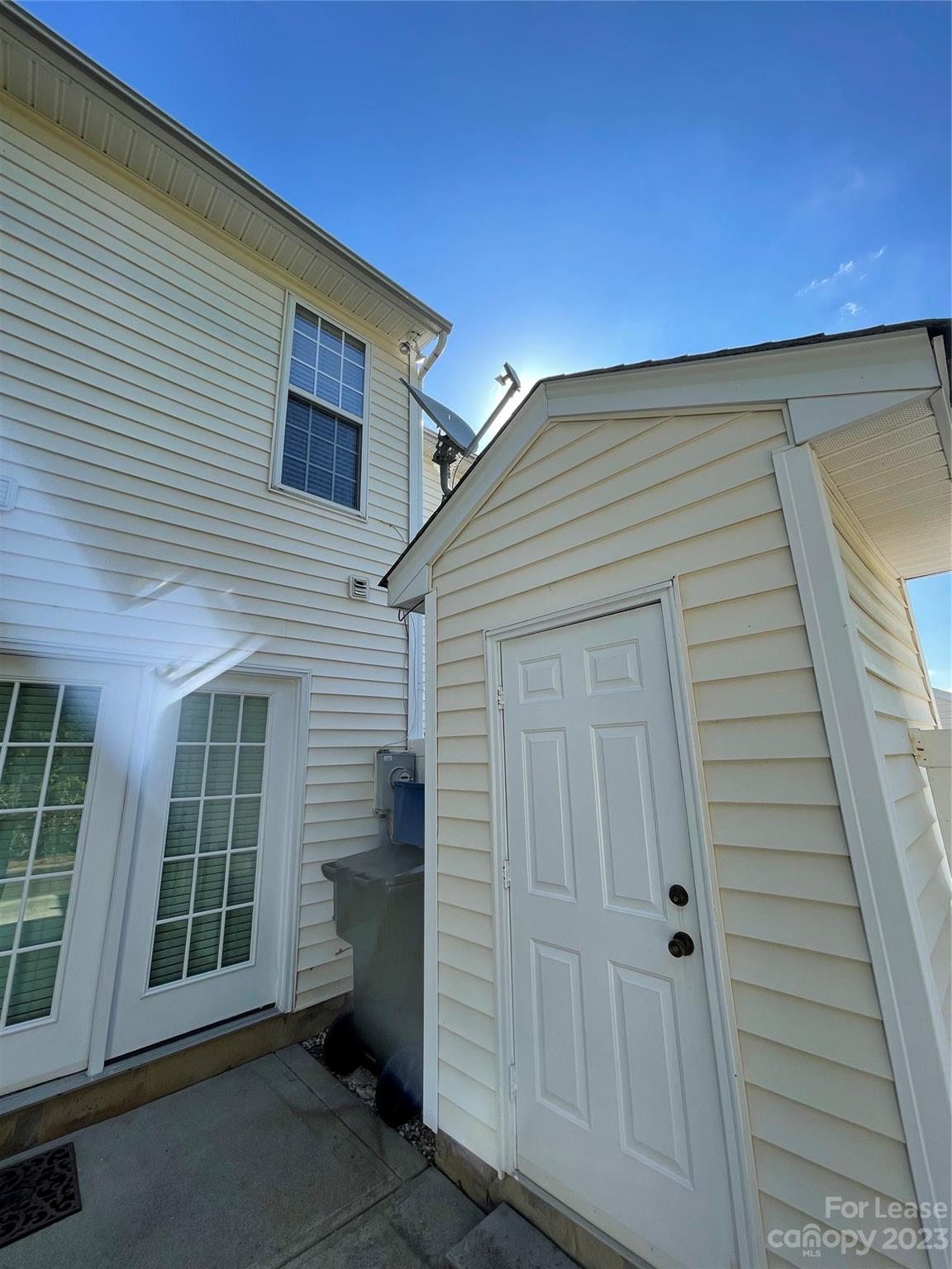 Manchester Village - Residential Lease