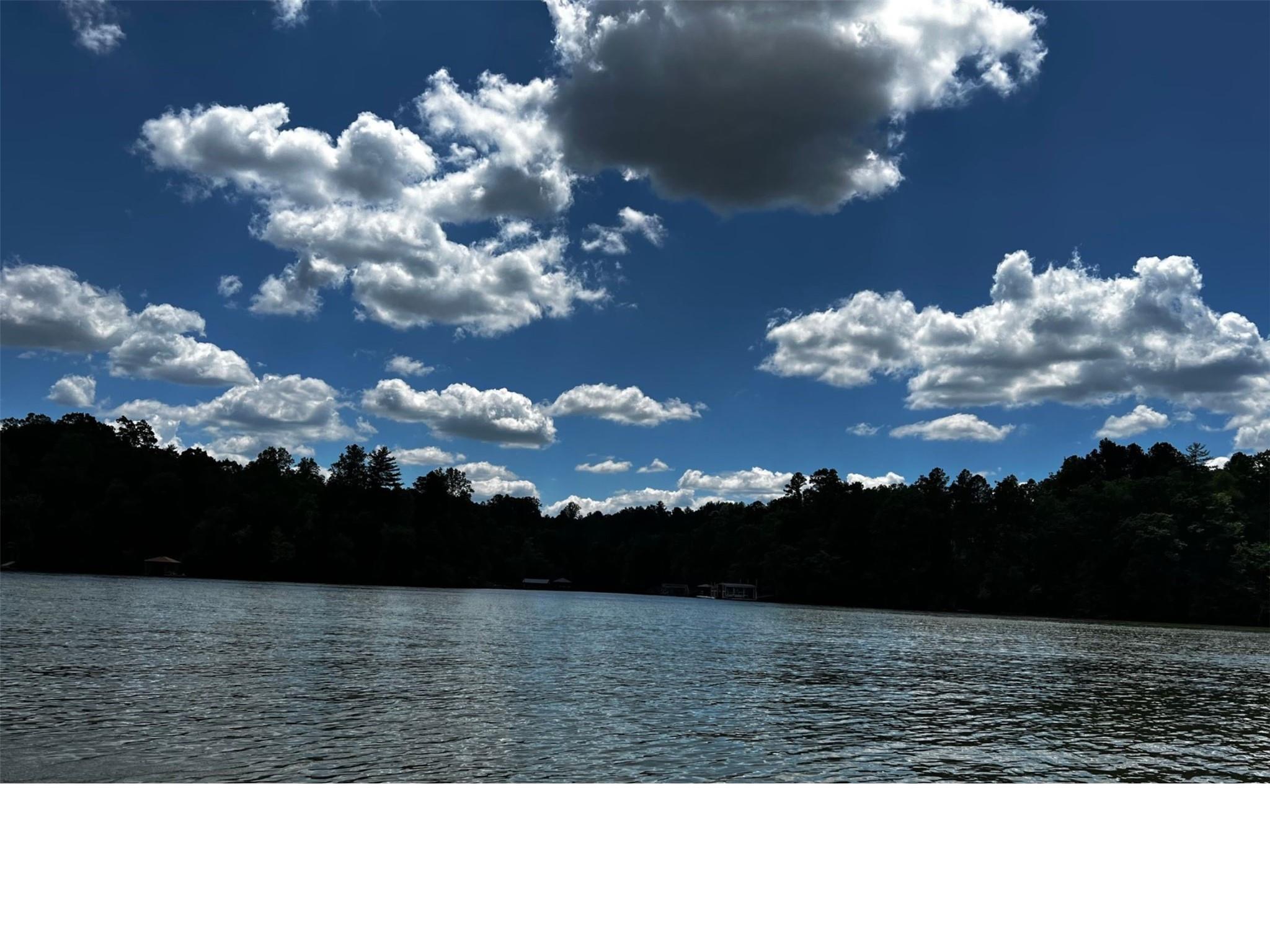 The Waterfront Club - Land