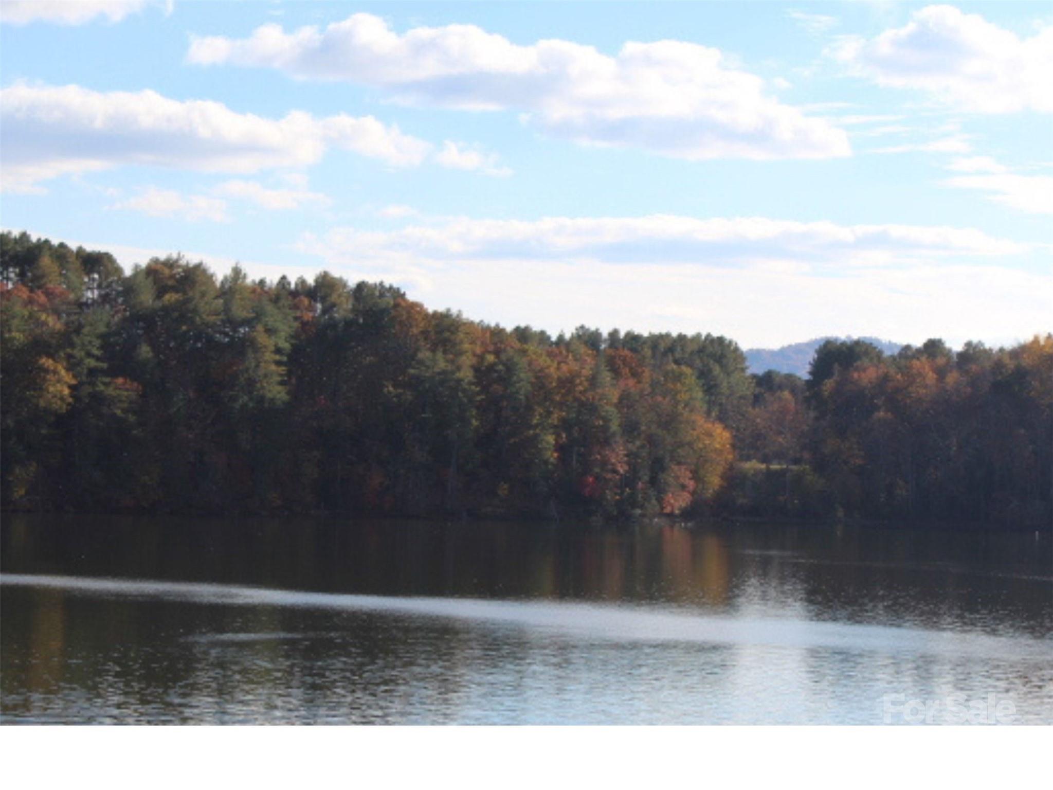 The Waterfront Club - Land