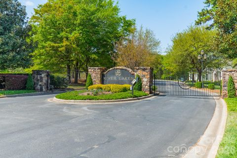 8113 Bay View Lane 25 Belmont NC 28012