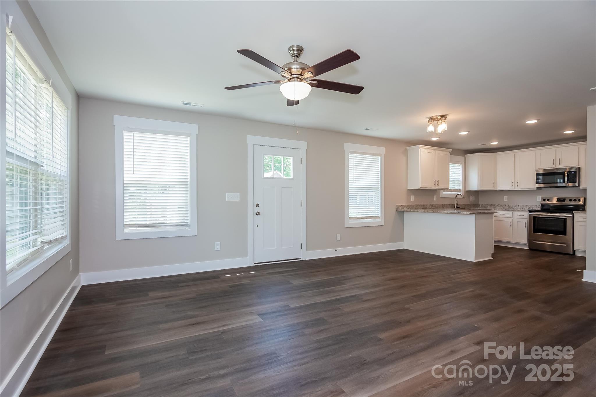 607 N Scruggs Street