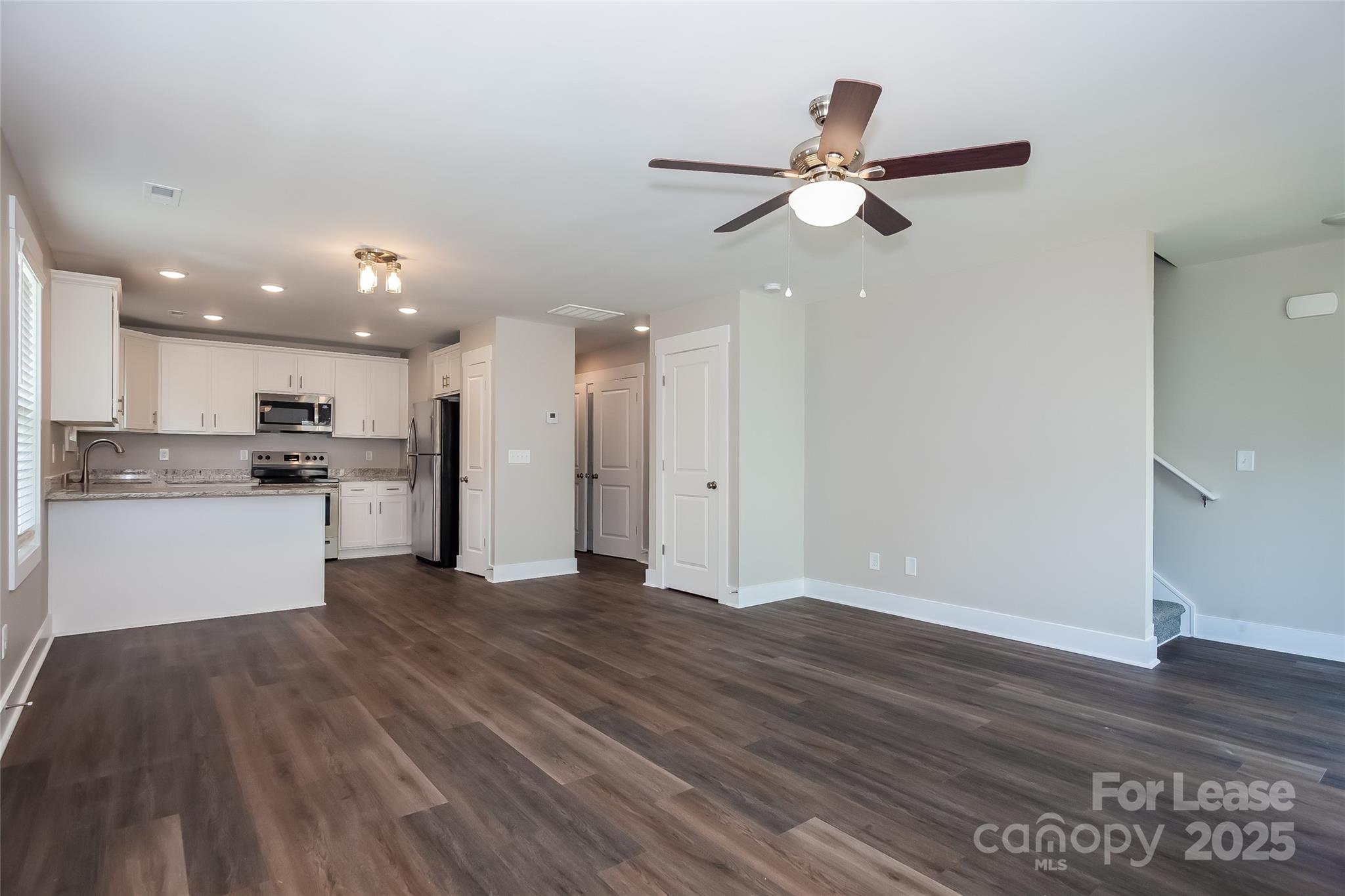 607 N Scruggs Street