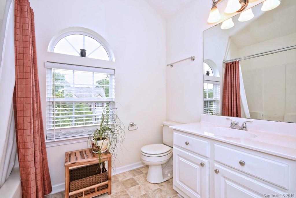 Wiltshire Manor - Residential