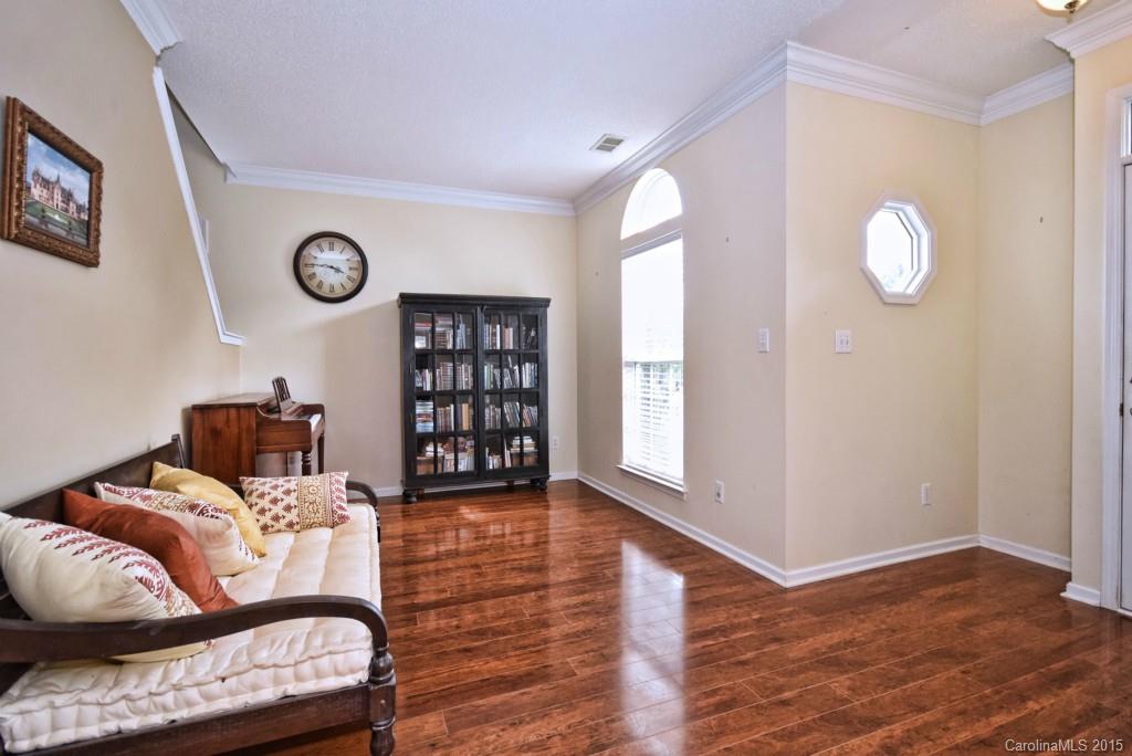 Wiltshire Manor - Residential