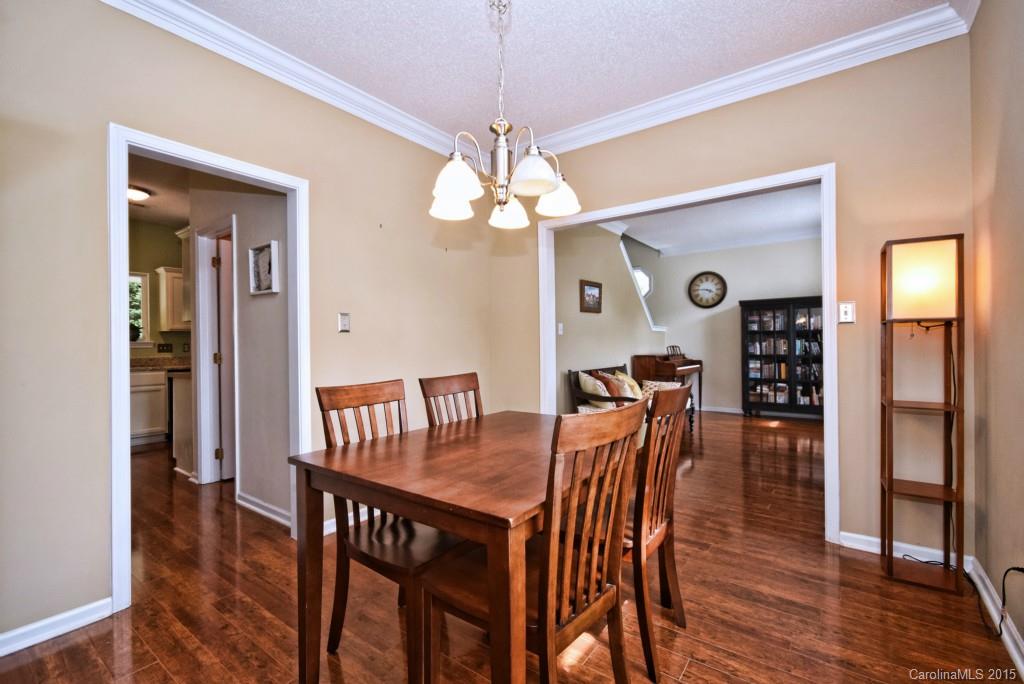 Wiltshire Manor - Residential