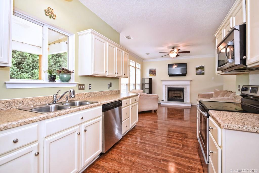 Wiltshire Manor - Residential