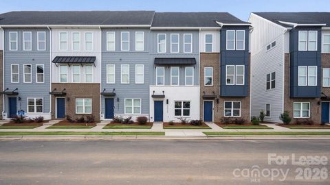 Photo of 2025 Clarksdale Drive, Charlotte, NC 28206 (MLS # 4368125)