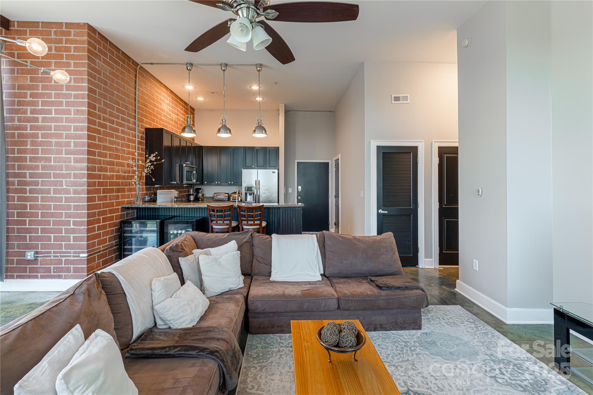 710 W Trade Street 701