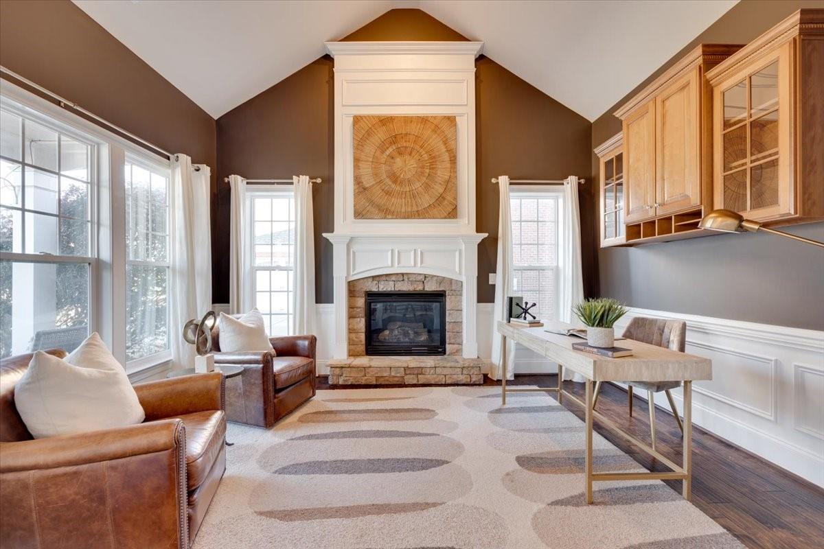 The Chimneys of Marvin - Residential