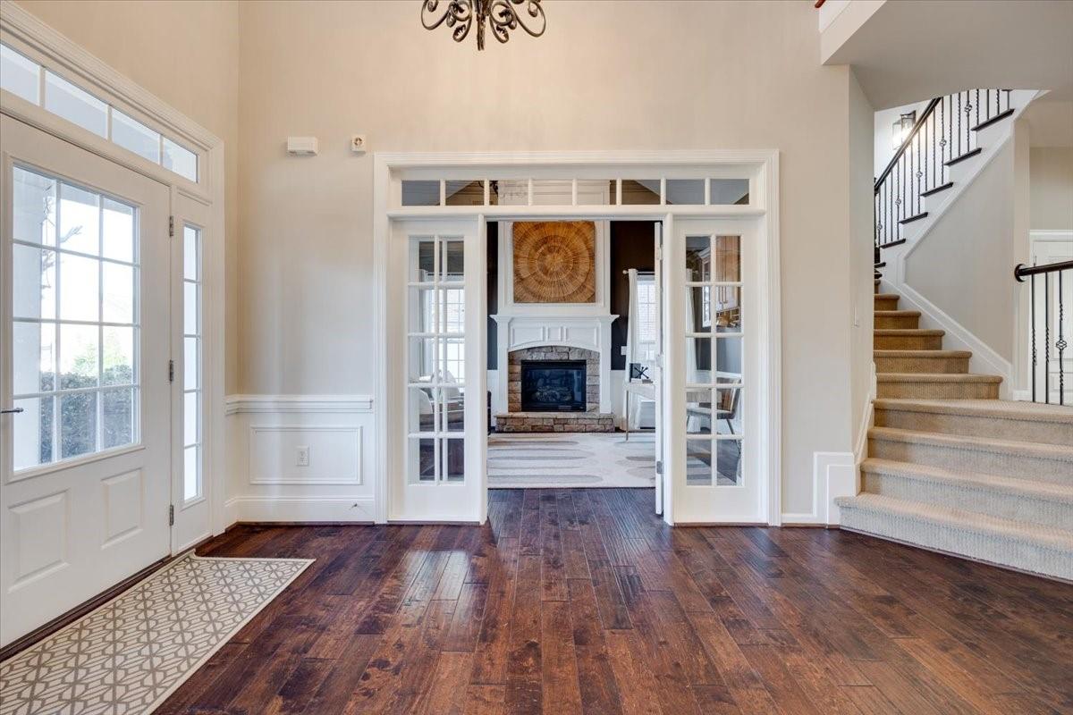 The Chimneys of Marvin - Residential