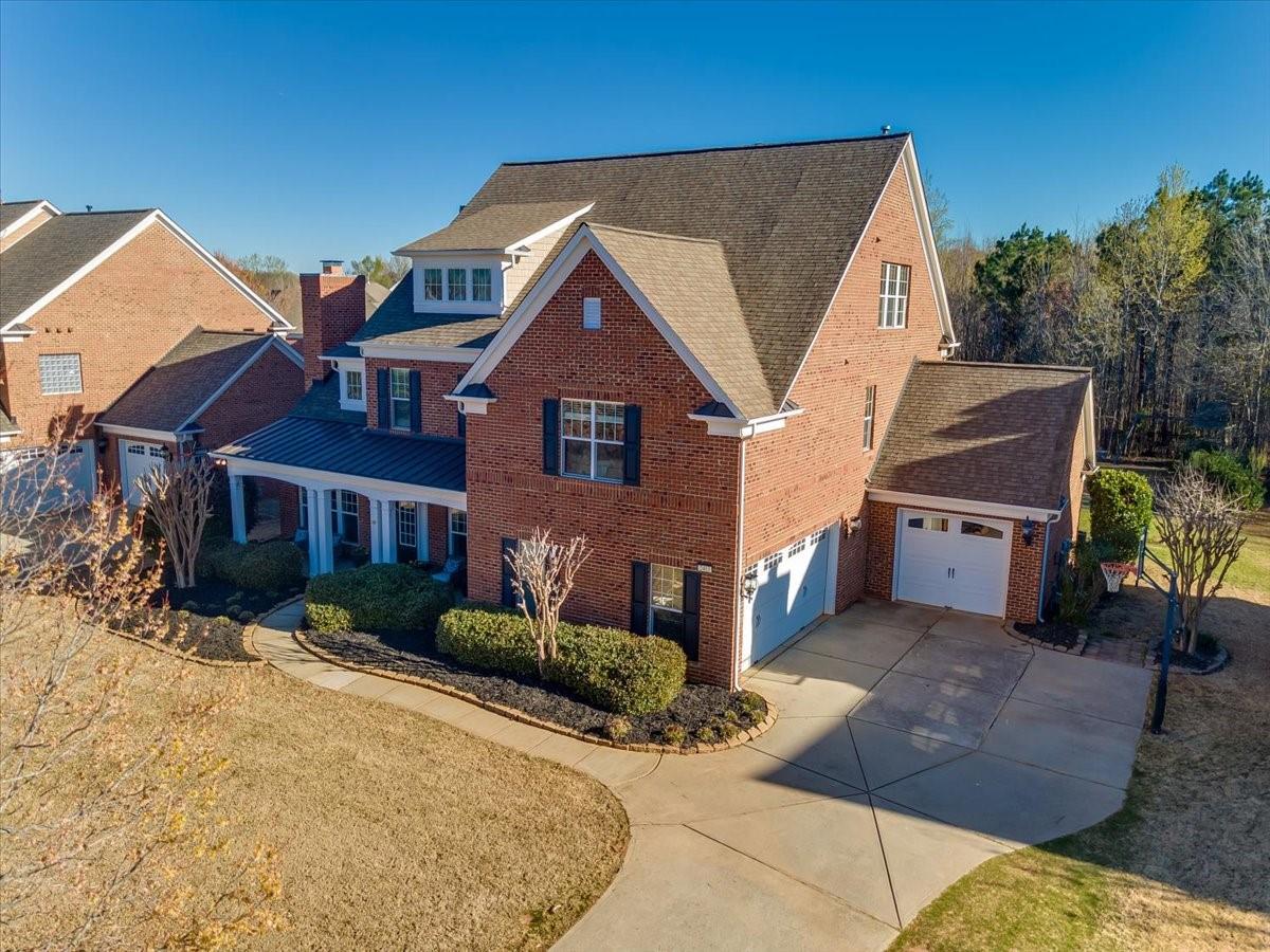 The Chimneys of Marvin - Residential
