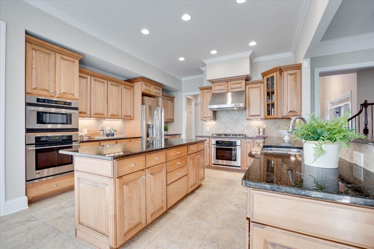 The Chimneys of Marvin - Residential