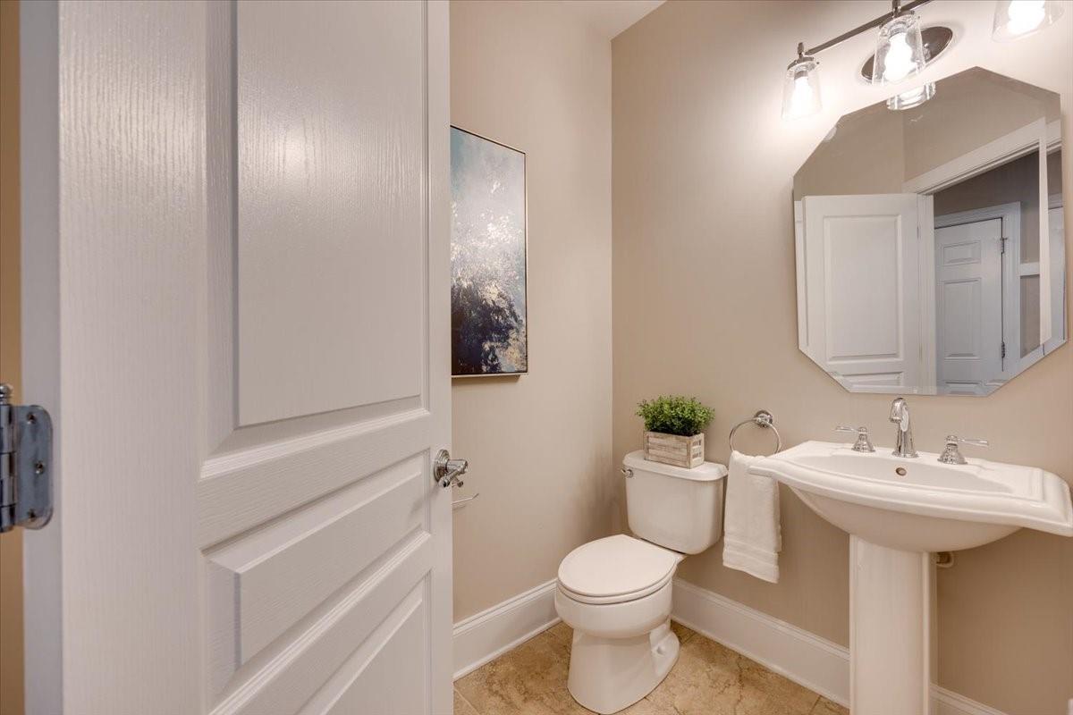 The Chimneys of Marvin - Residential