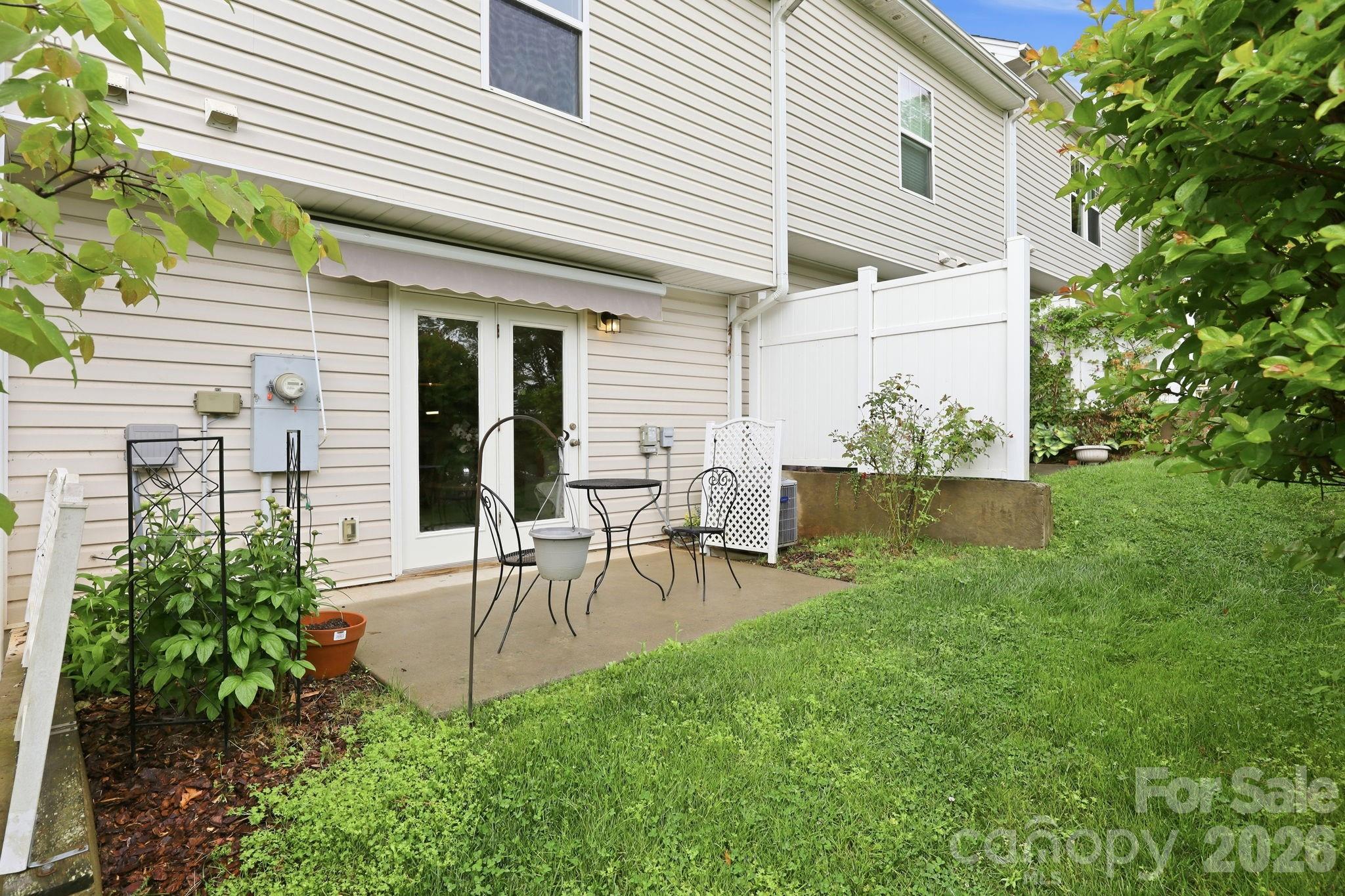 Creekside Village - Residential