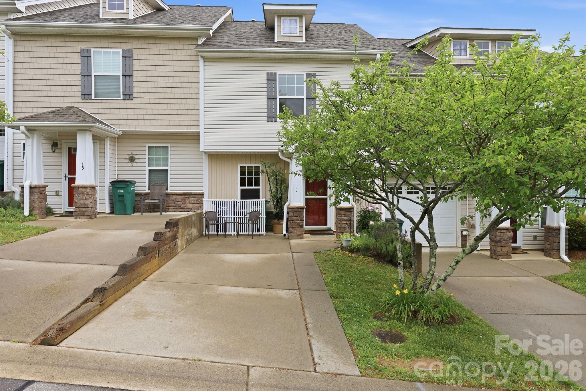 Creekside Village - Residential