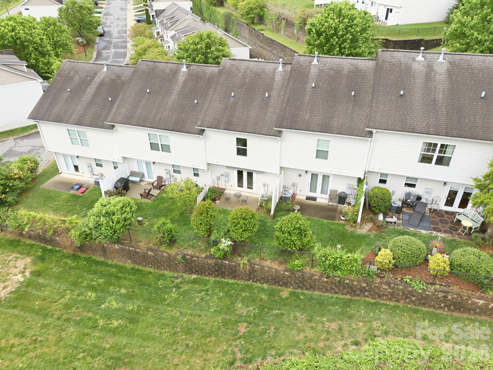 Creekside Village - Residential