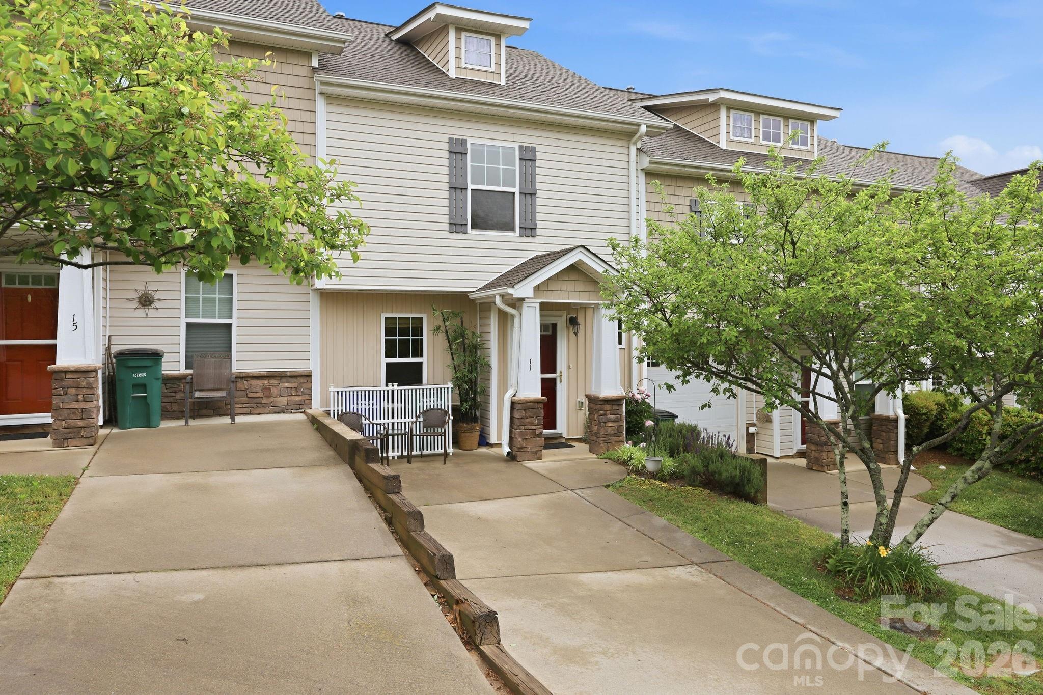 Creekside Village - Residential