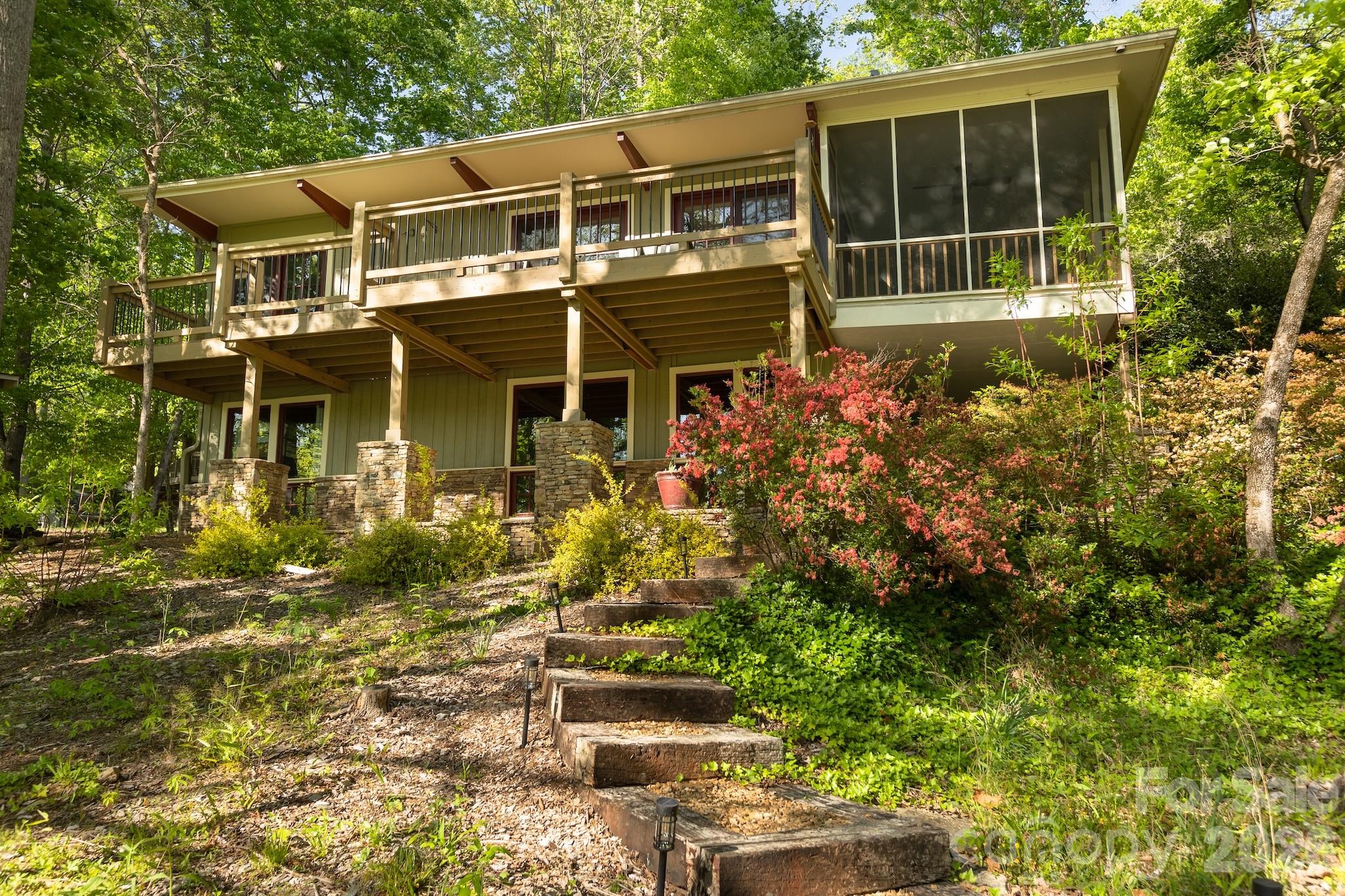 Rumbling Bald on Lake Lure - Residential