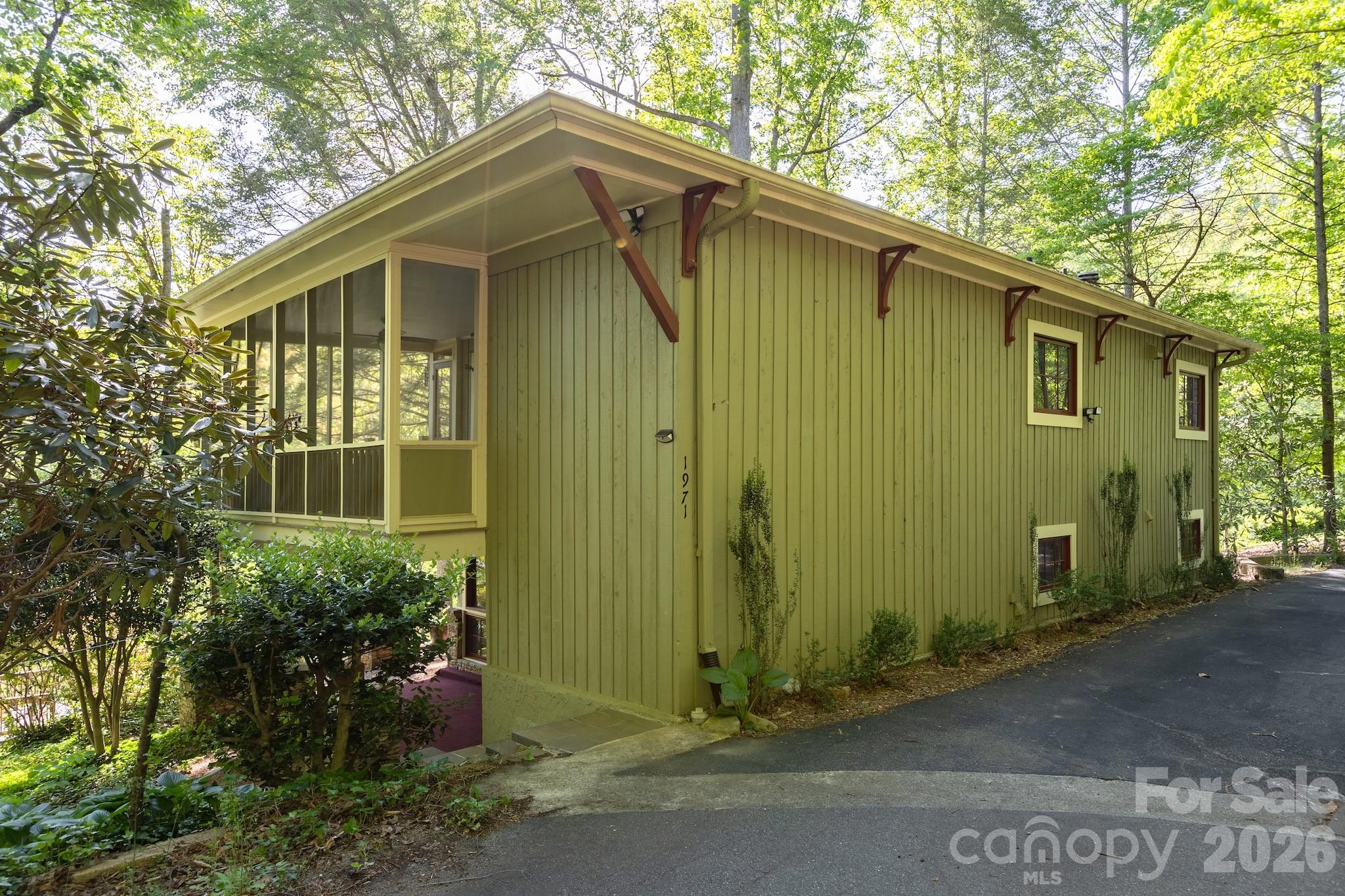 Rumbling Bald on Lake Lure - Residential