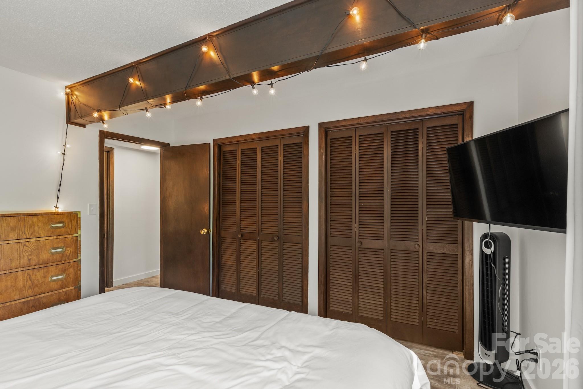 Rumbling Bald on Lake Lure - Residential