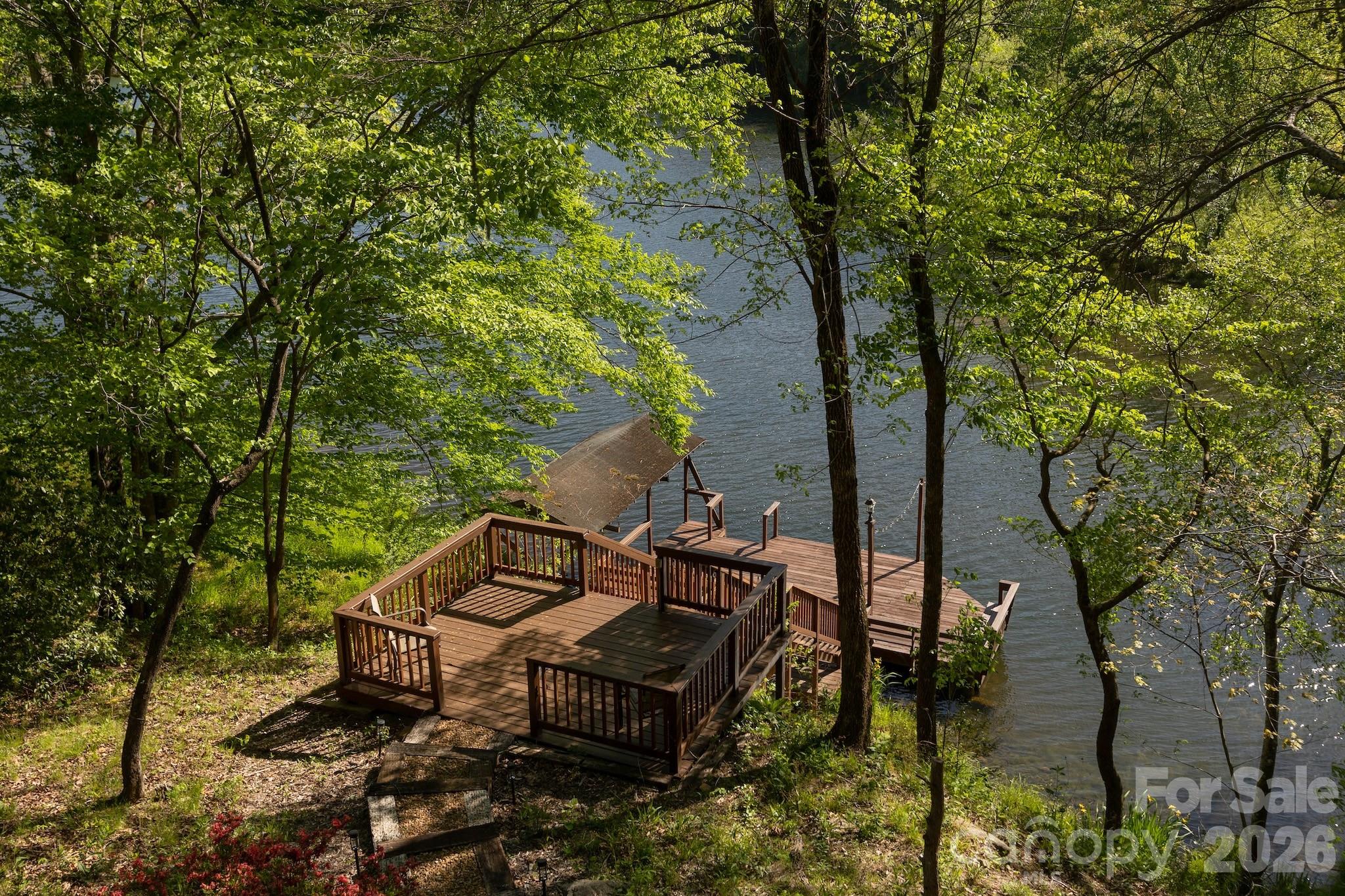 Rumbling Bald on Lake Lure - Residential
