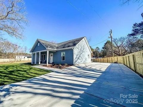 1018 Johnna Lane Fort Mill SC 29707