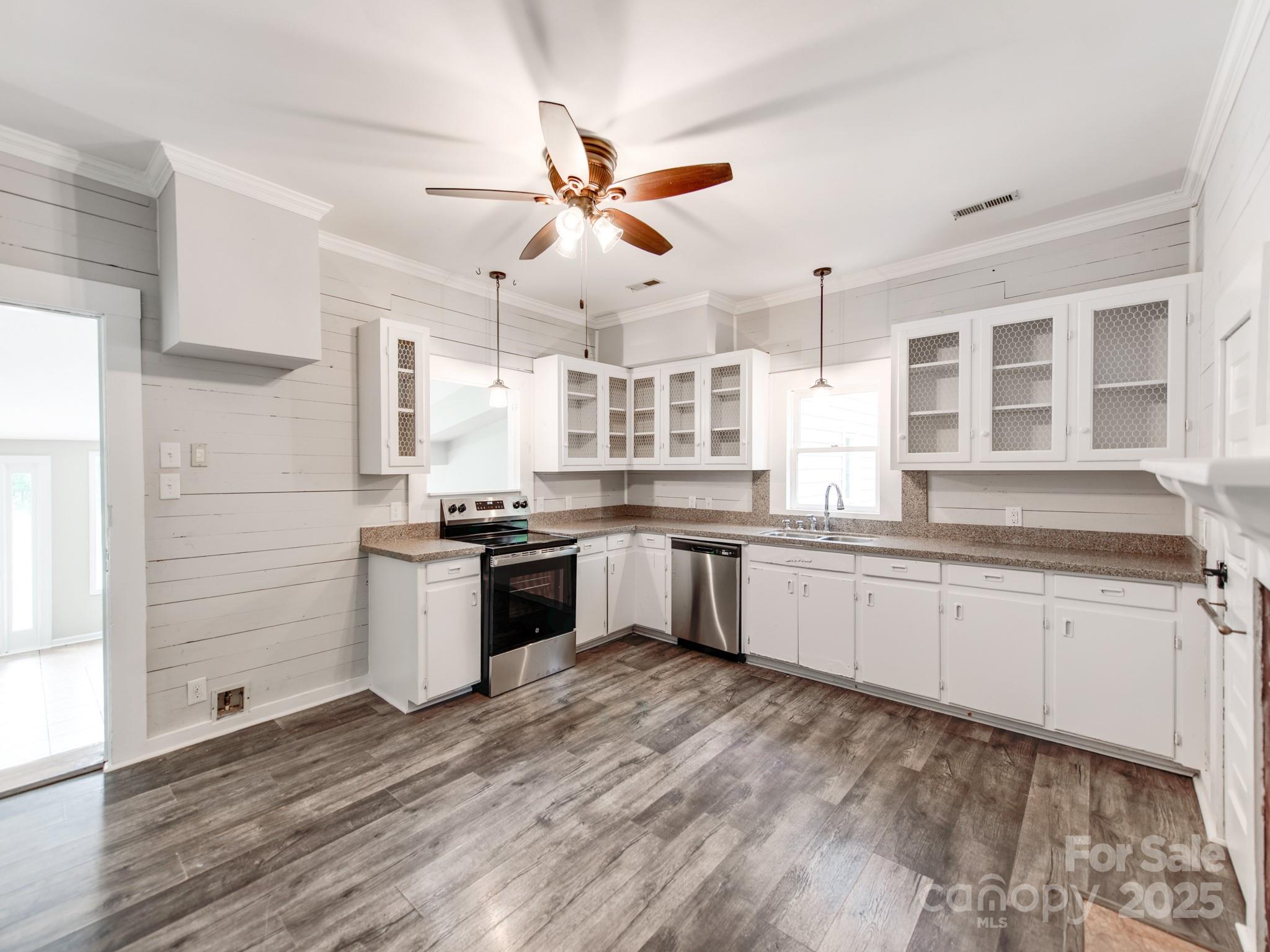 Wellington Place - Residential